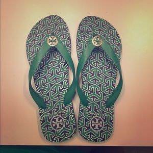 Tory burch flip flops