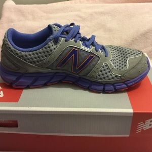 New Balance 750v1 running shoes.