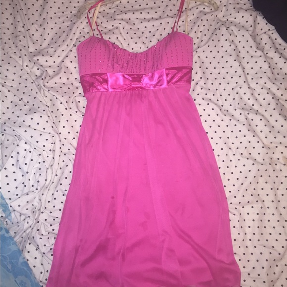 PRICE DROP! 🎉Pink dress