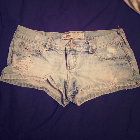 Hollister Jean Shorts(: