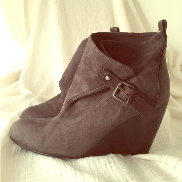 Nine west suede bootie - Picture 1 of 4