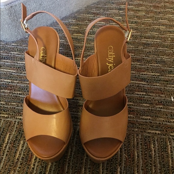 BRAND NEW HEELS