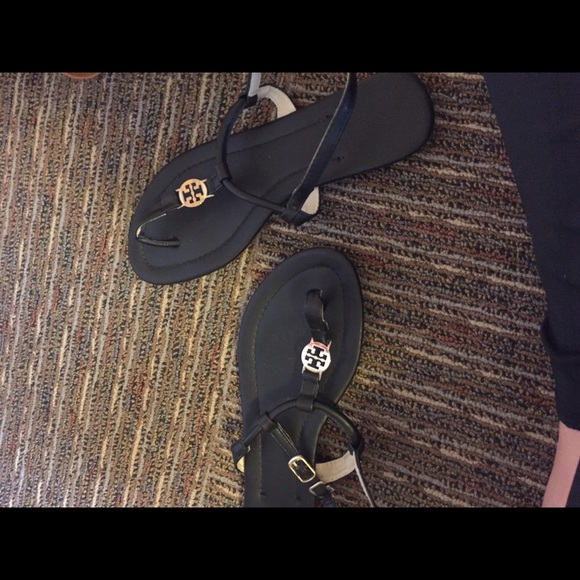 Tory burch!