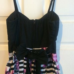 Dresses - Floral stripe dress Dresses - Floral stripe dress