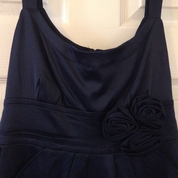 Host PickNWOT Navy Semi-formal Dress - Picture 2 of 6