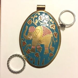 Elephant necklace pendant