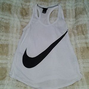Nike tank