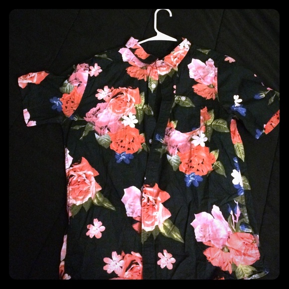 Collard shirt