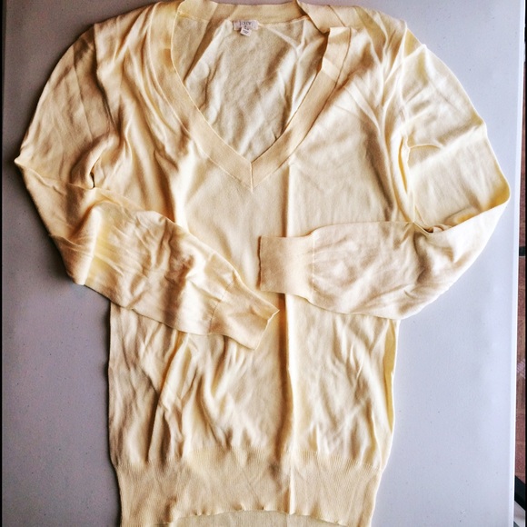 ‼️SOLD!! Yellow JCrew XS sweater - Picture 2 of 3