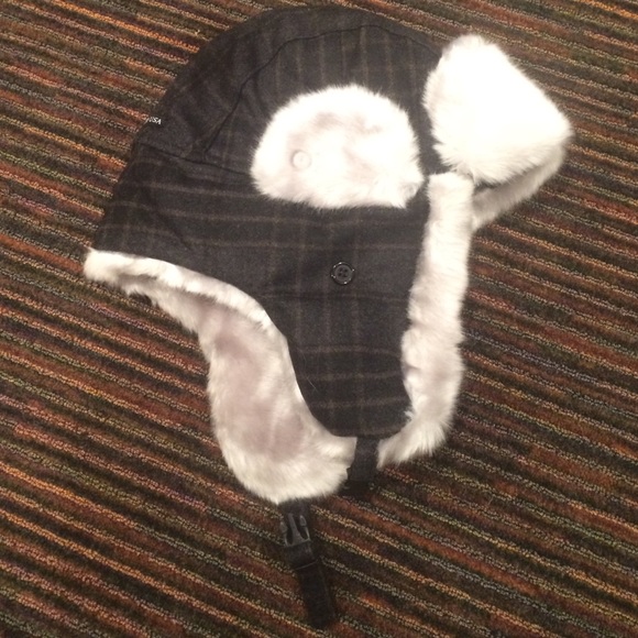 Winter Hat - Picture 1 of 3