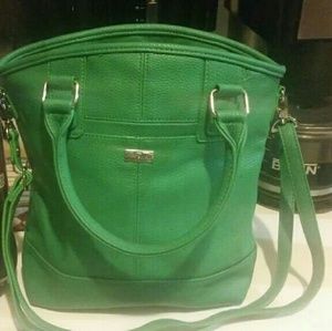 Thirty-One Green Paris Gatsby's Green Pebble