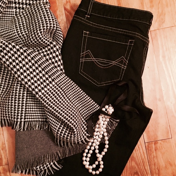 ❄️ Reduced! NWT Mossimo Skinny Jeans [Sz 15 Short] - Picture 1 of 4