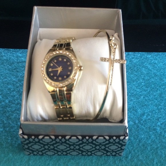 Watch with matching bracelet