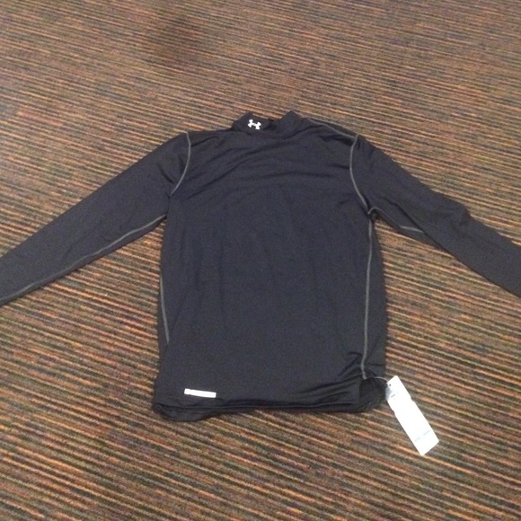 Under Armour Winter Gear - Picture 1 of 3