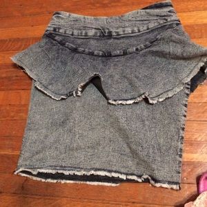 Sexy skirt-- hugs curves.