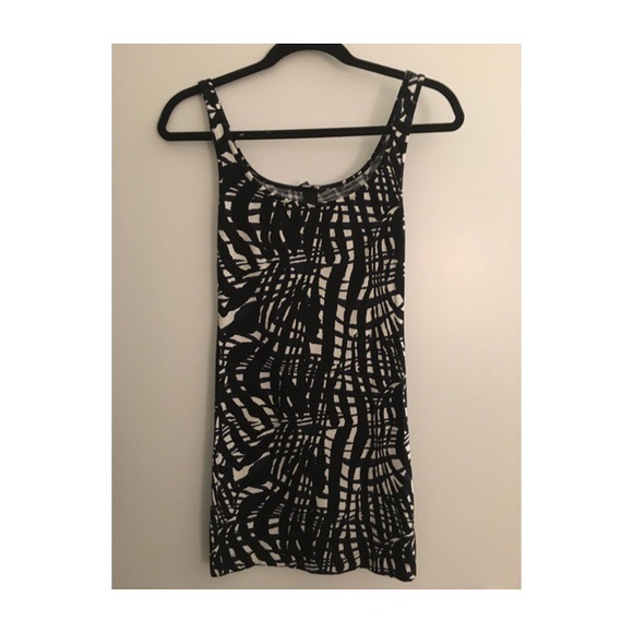 H&M pattern dress - Picture 2 of 2