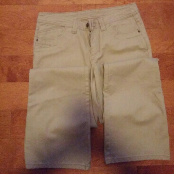 Tan jeans
