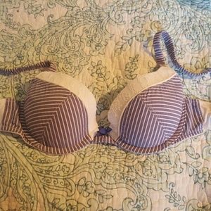 Victorias Secret 32C bra