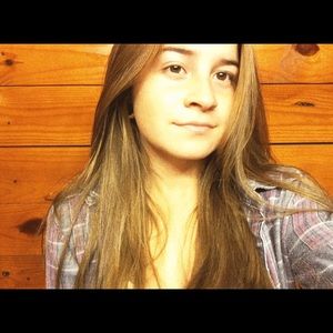 Meet your Posher, Viktoria