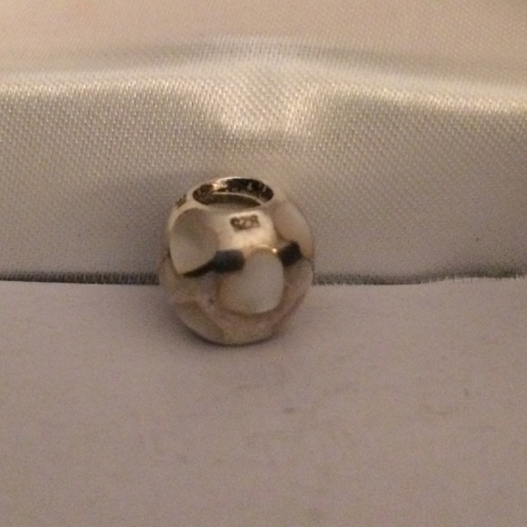 Pandora Love Me, Mother-Of-Pearl