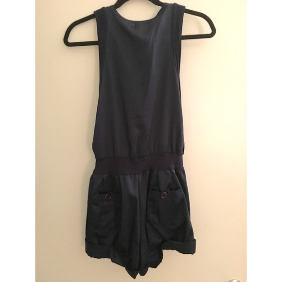 S Line romper - Picture 3 of 3