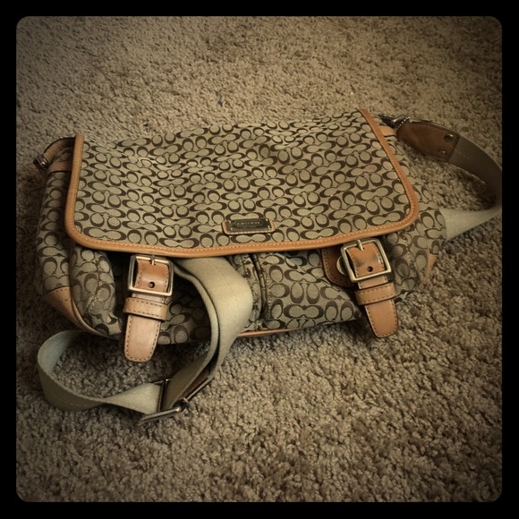 Coach Messenger bag