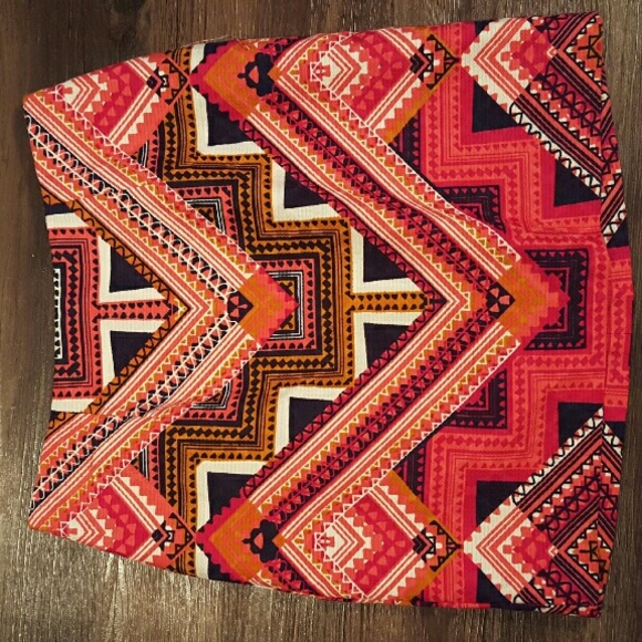Aztec print skirt