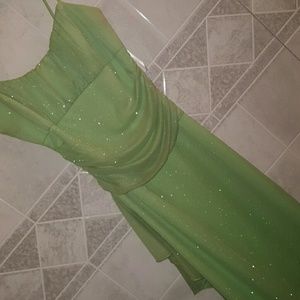 Size Small Formal dress. Green with glitter