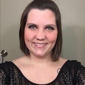 Meet your Posher, Meagan