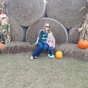 Meet your Posher, Nicole