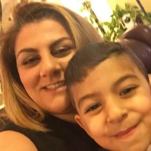 Meet your Posher, Nassrin