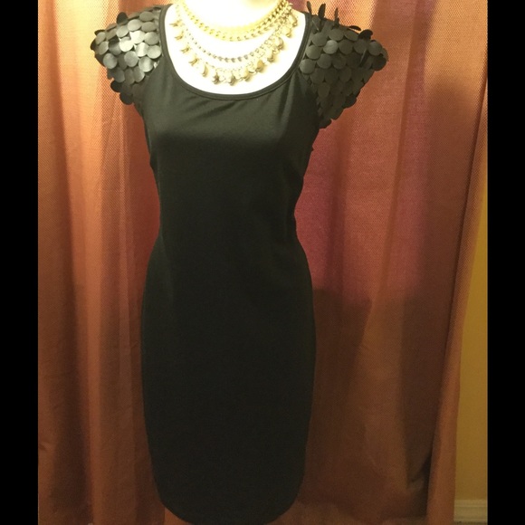SOLD-Simply Black Dress!