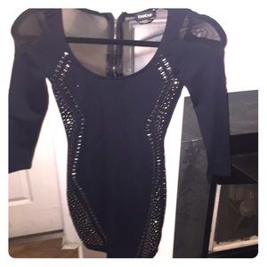 Perfect dress for a night out BeBe. Only worn once