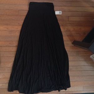 New Black maxi skirt