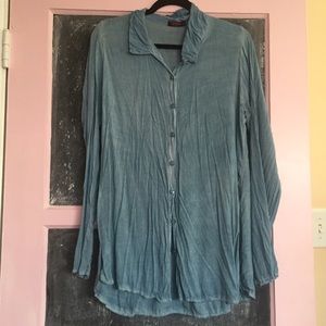 button down top (flowy)