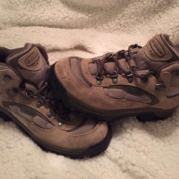 Womens Columbia hiking boots