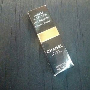 Chanel Creme lipstick