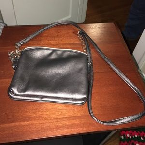 Grey cross body bag.