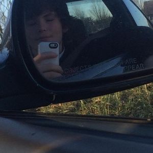 Meet your Posher, Elijah