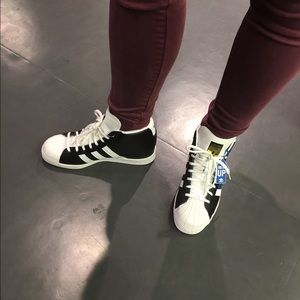 Meet your Posher, Joyce