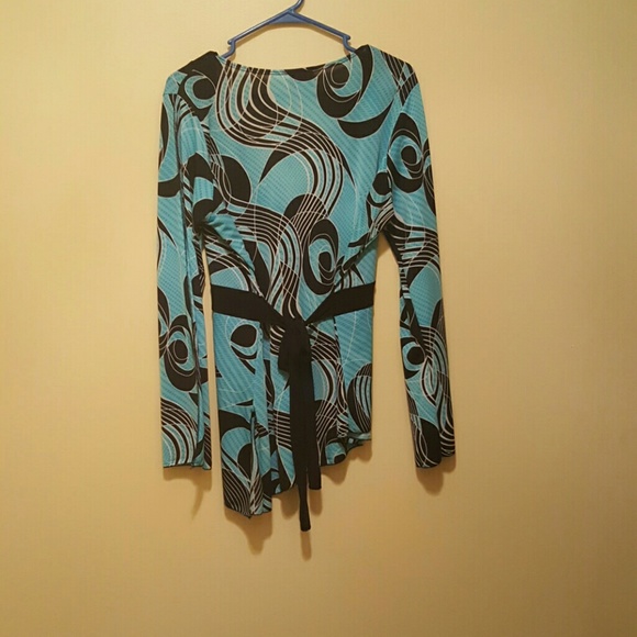 Blouse - Picture 2 of 4