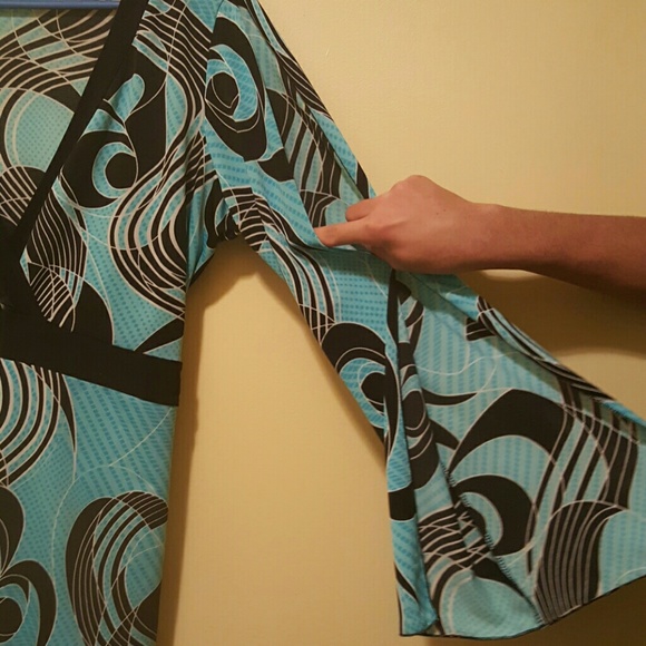 Blouse - Picture 3 of 4