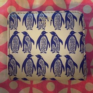 Fossil Penguin Wallet NWOT