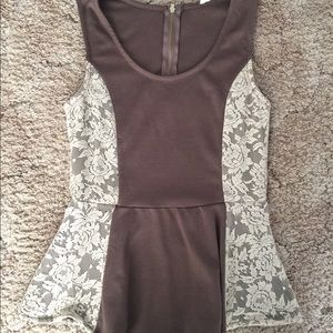 Brown blouse, Medium size