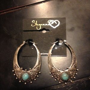 Shyann brand earings