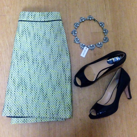 Banana Republic Tweed Mini Skirt - Petite