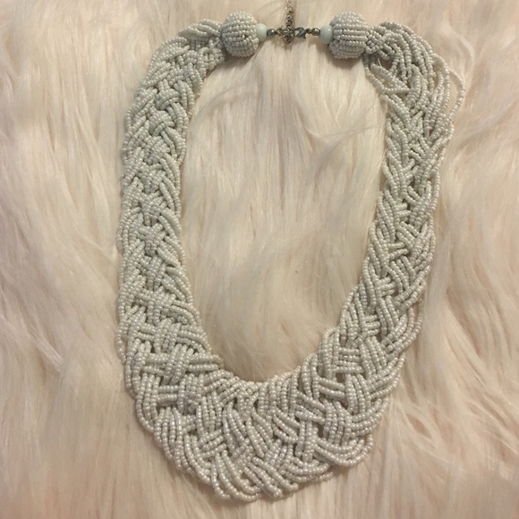 Beaded white necklace