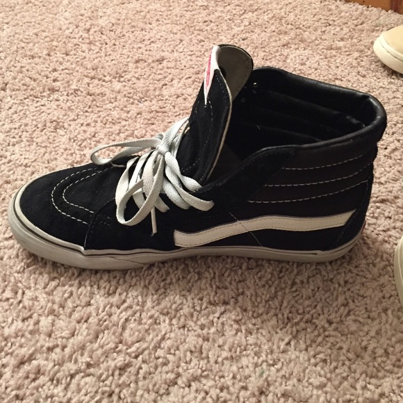Vans - Picture 3 of 3
