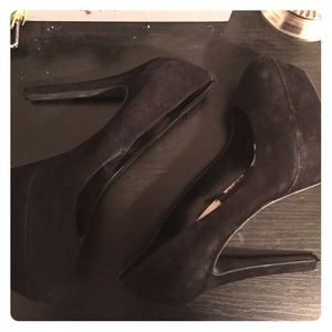 Jessica Simpson Black Heels