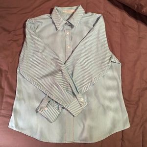 Foxcroft No Iron Women's Button Down Shirt